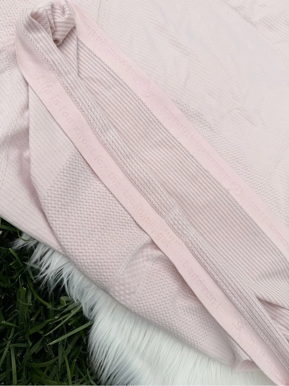 Lululemon Swiftly Tech Short Sleeve Shirt Pink Size 12